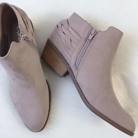 Taupe Pointed Toe Ankle Booties Braided Back - Picture 7 of 8